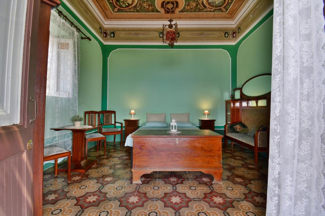 Mariangelica Hotel Ginostra Eksteriør billede